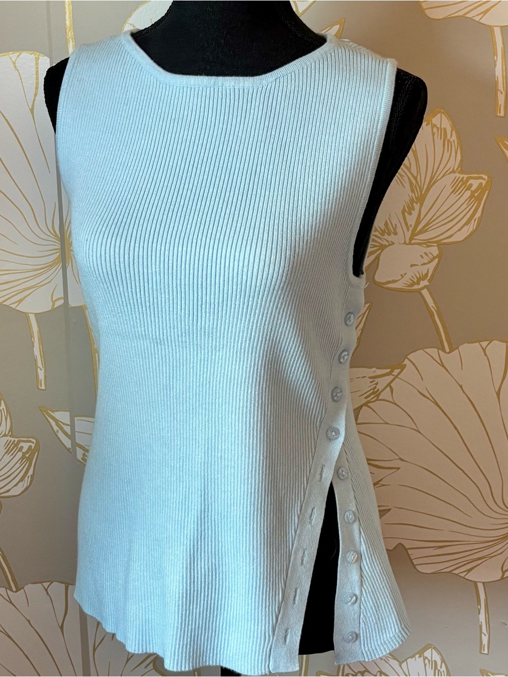 Francesca's Light Blue Ribbed Side-Button Tank - Picture 3 of 7